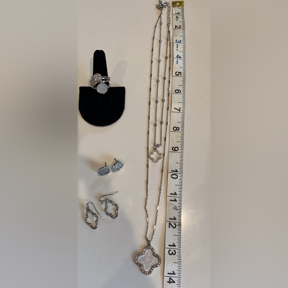 Jewelry Set - Picture 4 of 4